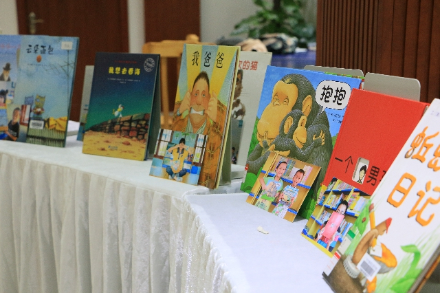 绘本角.jpg