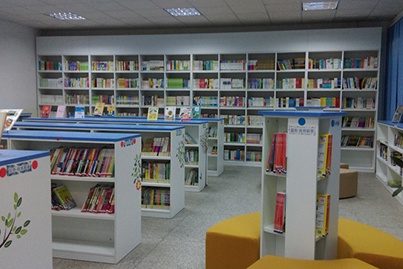 新兴县西街小学